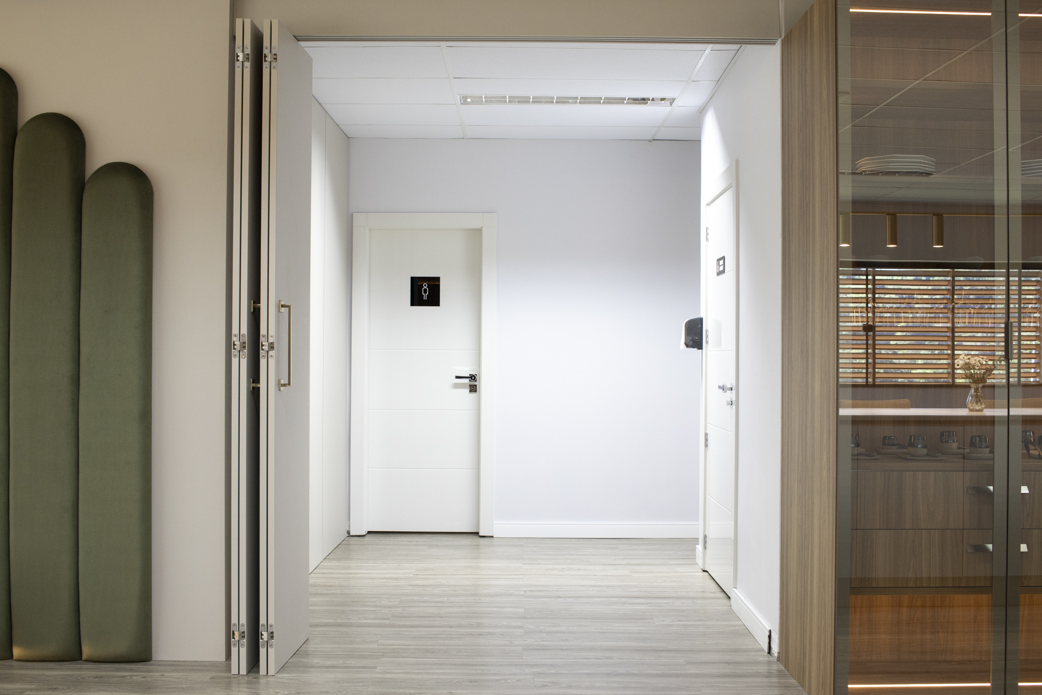 Loft BV, 13