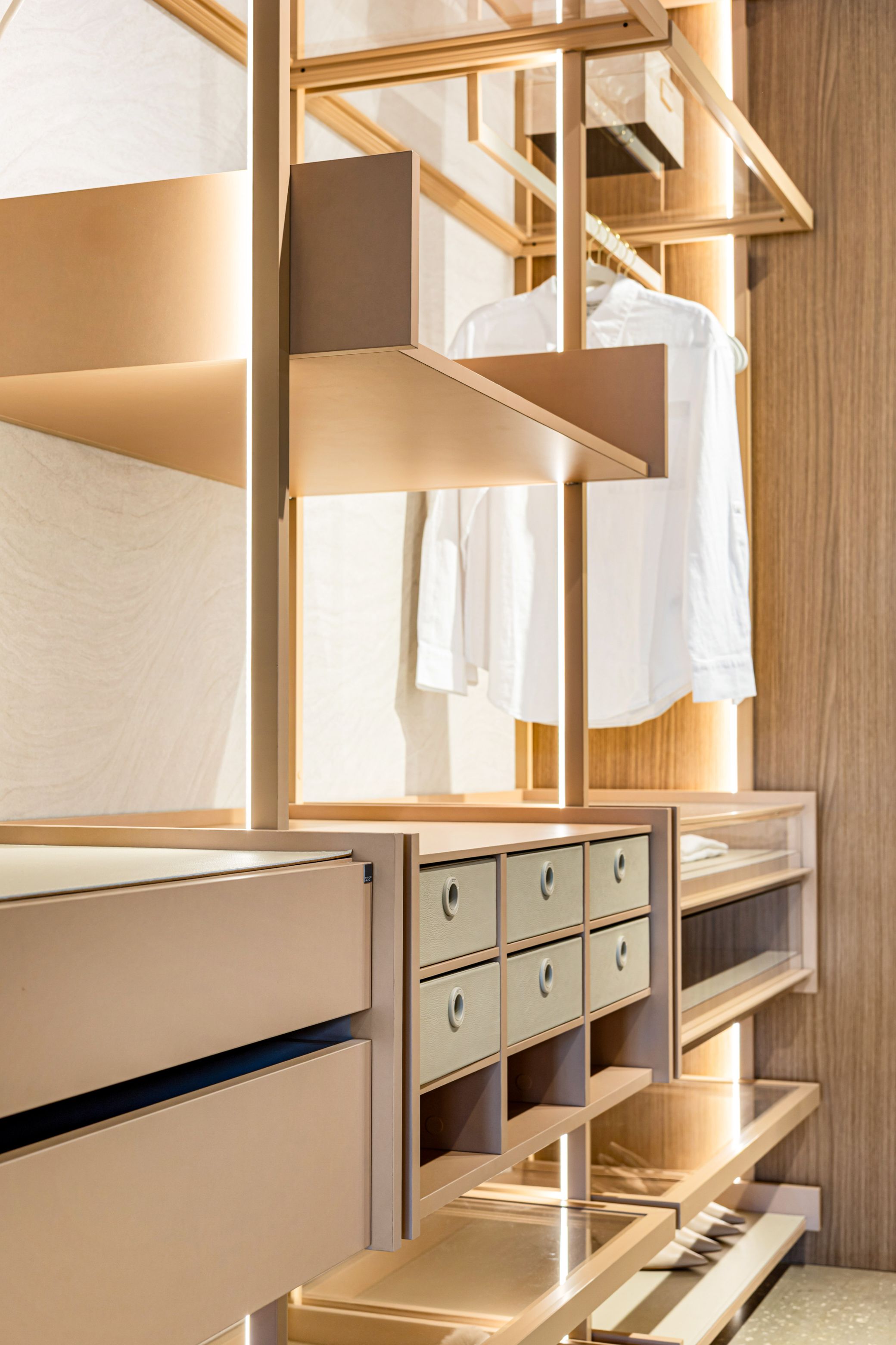 Closet, WDB Design Center · Orlando